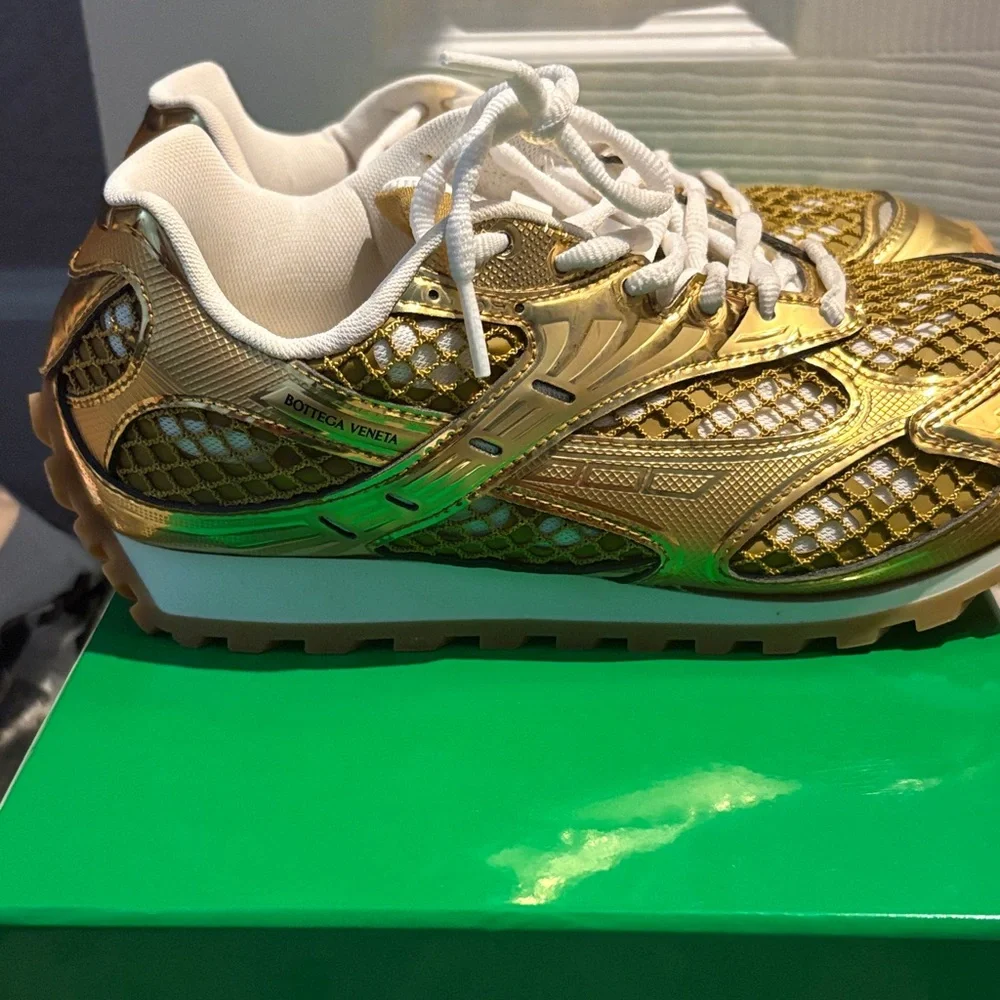 Bottega Veneta Gold and White Sneakers - Picture 7 of 10